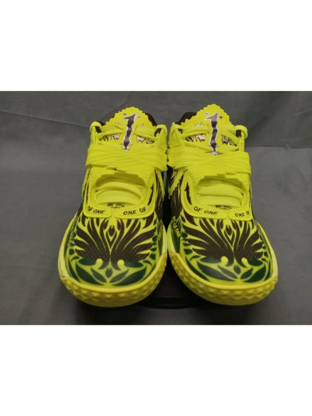 Puma MB.05 Voltage JR (GS) Yellow Alert Puma Black Boys Size 6.5 NEW NO BOX!